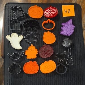 H2 Halloween Cookie Cutter Set / 29